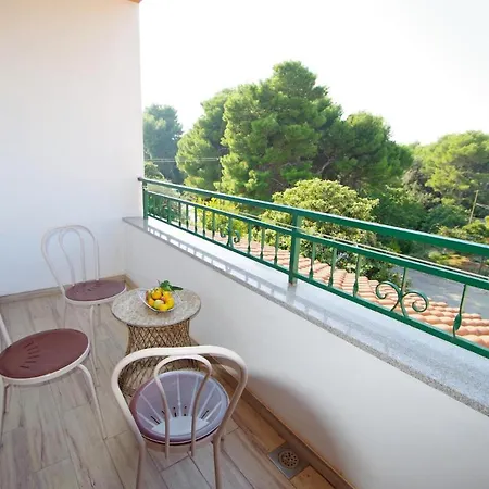 Gortanova 6+2 Apartman Póla