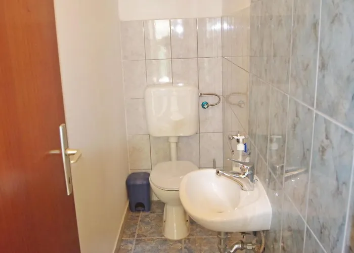 Gortanova 6+2 Διαμέρισμα Πούλα