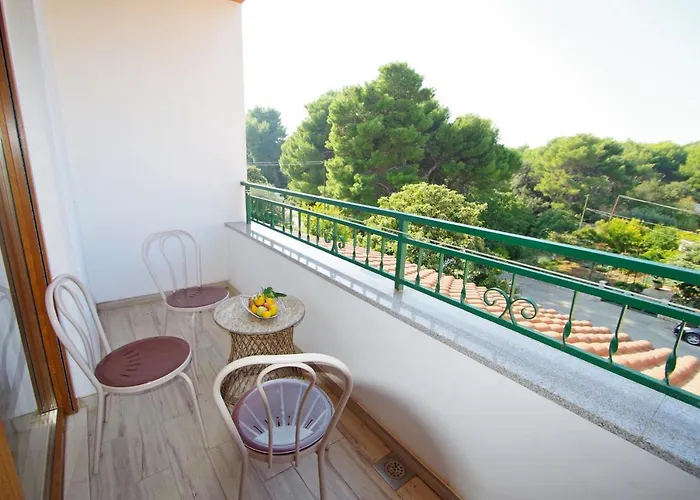 Gortanova 6+2 Διαμέρισμα Πούλα