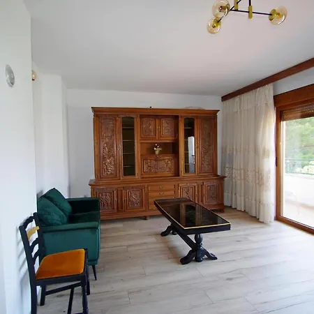 Lägenhet Gortanova 6+2 *